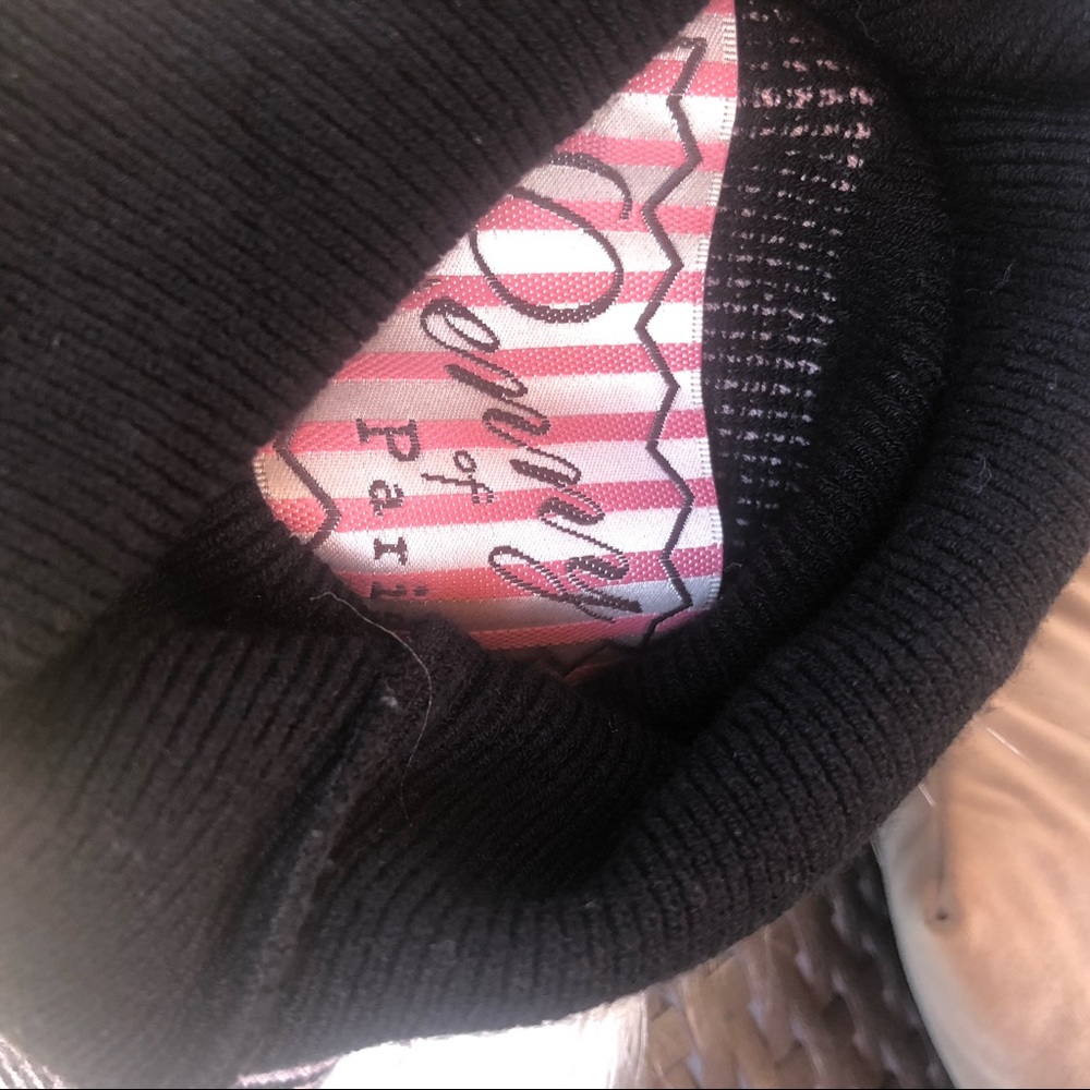 Y2K Black and Pink Poncho/Cape - Picture 3 of 3